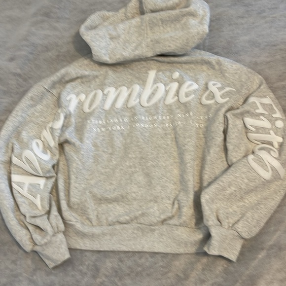 Abercrombie &Fitch cropped hoodie - Picture 5 of 7